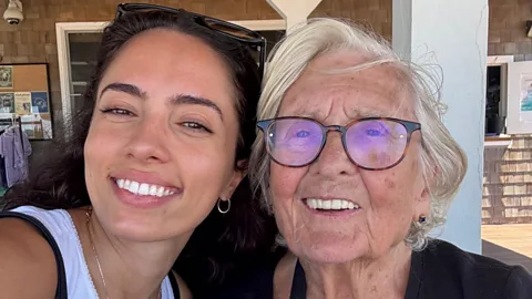 Global News Podcast, The Happy Pod: The chance encounter that became a lasting friendship