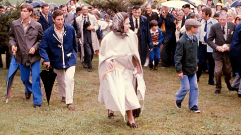 Elizabeth II: The Unseen Photos Season 1 Episode 2