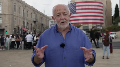 The Global Story, The Global Story, Jeremy Bowen: Trump has called for an Iran uprising. The lessons from Iraq in 1991 loom large