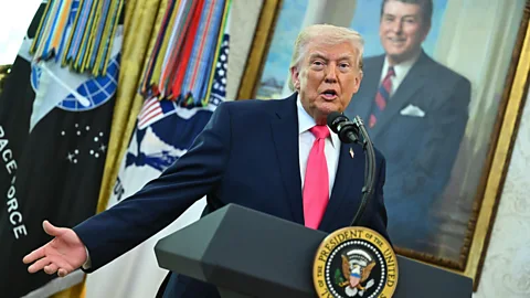 Newshour, Newshour, Iran: US 'negotiating with itself'