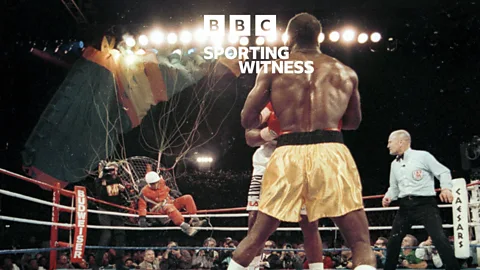 Sporting Witness, Sporting Witness, 'Fan man' crashes heavyweight championship