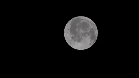 Newshour, Newshour, Artemis II makes space history