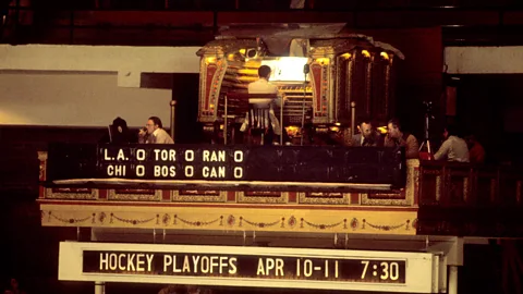 Not by the Playbook, Sportshour, Organ-ised chaos