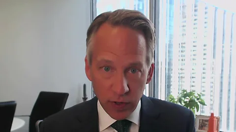 Oil prices rise again