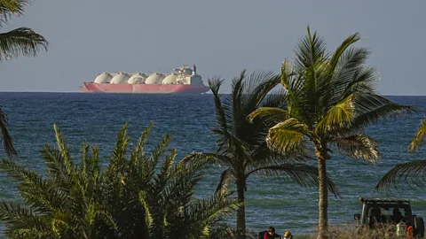 World Business Report, Trump’s shipping blockade, the Philippines’ tax breaks, and Hungary’s political shakeup