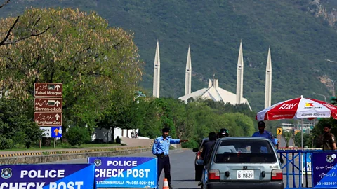 Newshour, Newshour, Iran casts doubt over Islamabad talks