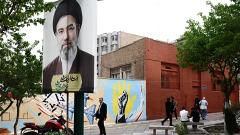 Newshour, Newshour, Iran warns of 'new cards' if fighting resumes