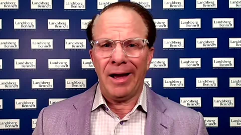 US shares open higher despite war doubts