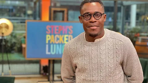 Outlook, Outlook, Becoming a financial expert after life on the streets