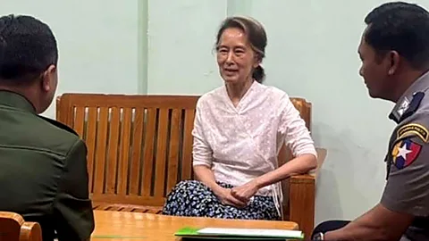 Global News Podcast, Myanmar's jailed ex-leader moved to house arrest