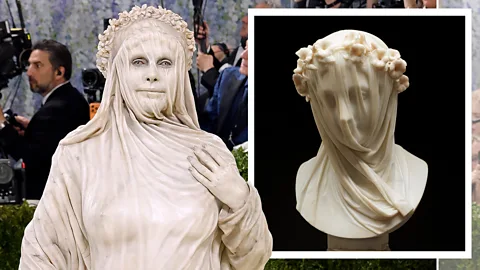 A composite of Heidi Klum at the 2026 Met Gala and Veiled Vestal by Raffaelle Monti (1846-47) that inspired her look (Credit: Getty Images/ Metropolitan Museum of Art)
