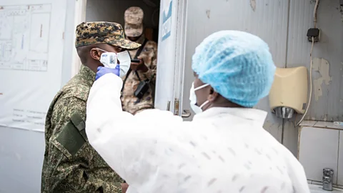 Focus on Africa, Ebola: how does contact tracing work?