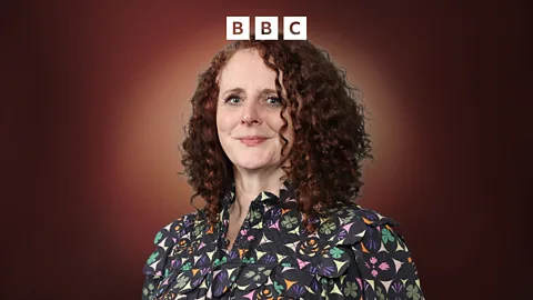 The Interview, The Interview, Maggie O’Farrell, writer: Identity is complicated