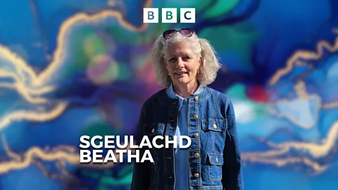 Sgeulachd Beatha, Sgeulachd Beatha, Mona Houston