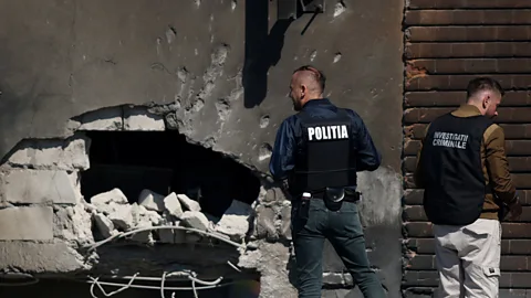 Newshour, Newshour, Romanian residents injured by Russian drone