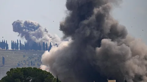 Newshour, Newshour, Deal or no deal: Clashes continue in south Lebanon