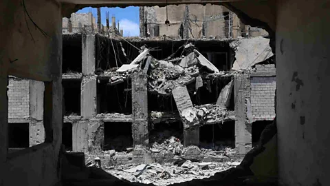 Newshour, Newshour, Hezbollah: 'we reject these talks'