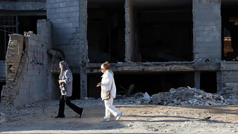 Weekend, Weekend, US and Iran exchange strikes amid shaky ceasefire