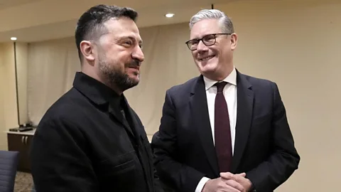 Weekend, Weekend, Ukraine talks: Starmer to host Zelensky