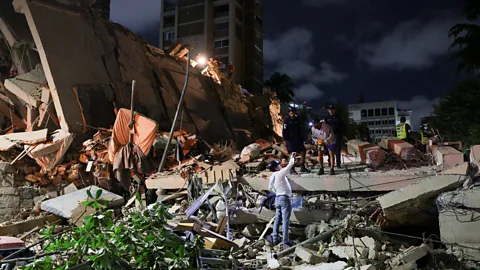 Global News Podcast, Twin earthquakes strike Venezuela