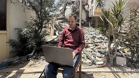 The Documentary Podcast, Getting Gaza back online