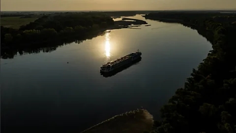World Business Report, Blues on the Danube