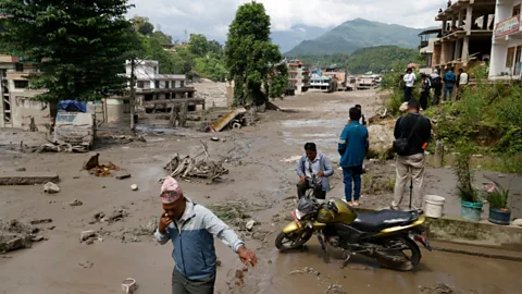 Global News Podcast, Hundreds missing after devastating floods on China-Nepal border