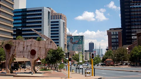 Explore Johannesburg by walking from Braamfontein, south over the Nelson Mandela suspension bridge, to Newtown. (Jonny Newton)