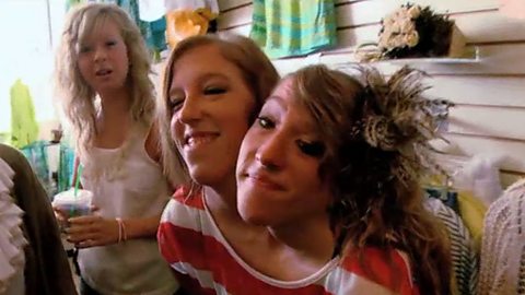 BBC Three - Abby and Brittany: Joined for Life