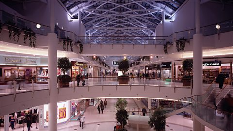 Ionad-bhùithtean Braehead, Glaschu