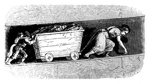 Boireannach agus clann ag obair ann am mèinn guail