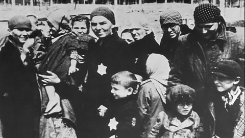 Jewish people were forced to wear a ‘Yellow Star’ 