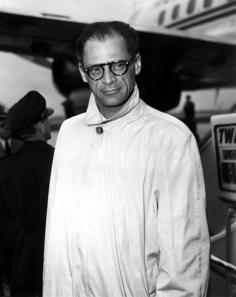 Arthur Miller, y dramodydd Americanaidd, 1956