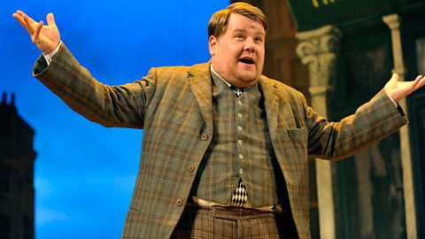 James Corden fel Francis Henshall yn One Man, Two Guvnors, National Theatre, 2011