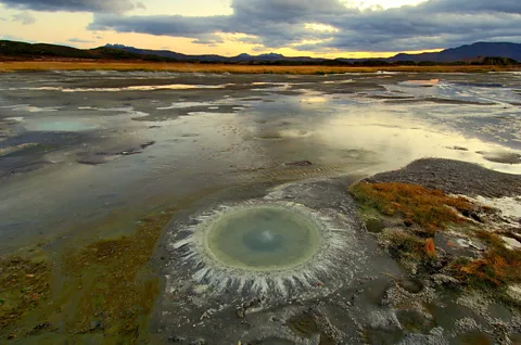 Ona va ogil ortasidagi jinsiy aloqa