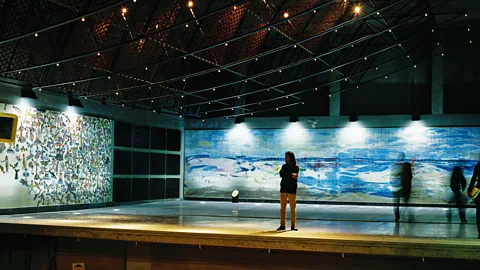 Ocean-themed art at Oriente Station. (Metropolitano de Lisboa)