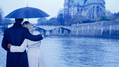 Are office romances all they are cut out to be? (Thinkstock)