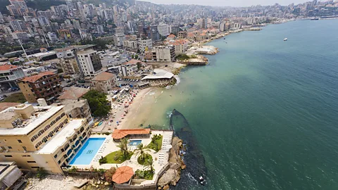 It is estimated that 300,000 Lebanese work in the Gulf but maintain their residence in Lebanon. (Ali Kabas/Corbsi)