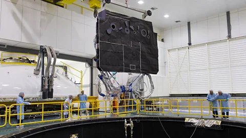 The Solar Orbiter's panels have to be able to withstand temperatures as high as 500C (ESA)