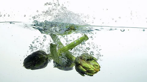 Artichokes transform the taste of water (Thinkstock)