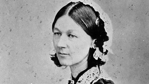 Black and white photograph of Florence Nightingale wearing a bonnet. 