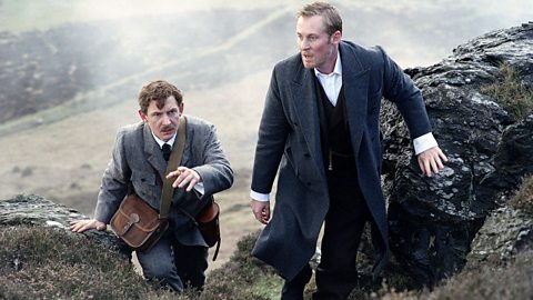 Holmes and Watson follow Toby the dog