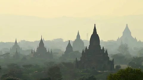 Rebecca Isaak Exploring Myanmar (Credit: Rebecca Isaak)