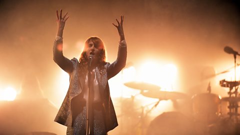 Bbc Radio Radio S Future Sounds What We Learned From Florence The Machines Big