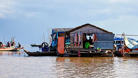 Angela Altus At the whim of the waves, Kompong Khleang, Tonlé Sap Lake, Cambodia