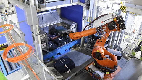 Heathrow Airport Robots are able to stack luggage as snugly as possible (Credit: Heathrow Airport)