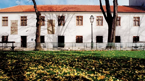 Turismo de Lisboa Falling leaves in the Garden of the Blackberry Trees (Credit: Turismo de Lisboa)