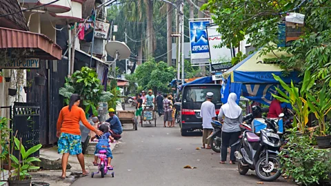Alamy Jakarta is both a city of great wealth and extreme poverty. (Credit: Alamy)