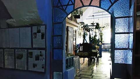 Emmanuel Dyan/Flickr/CC-BY-2.0 An empty Tzfat synagogue (Credit: Emmanuel Dyan/Flickr/CC-BY-2.0)