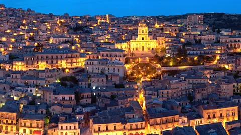 Peter Adams Photography Ltd/Alamy Dusk falls over Modica (Credit: Peter Adams Photography Ltd/Alamy)